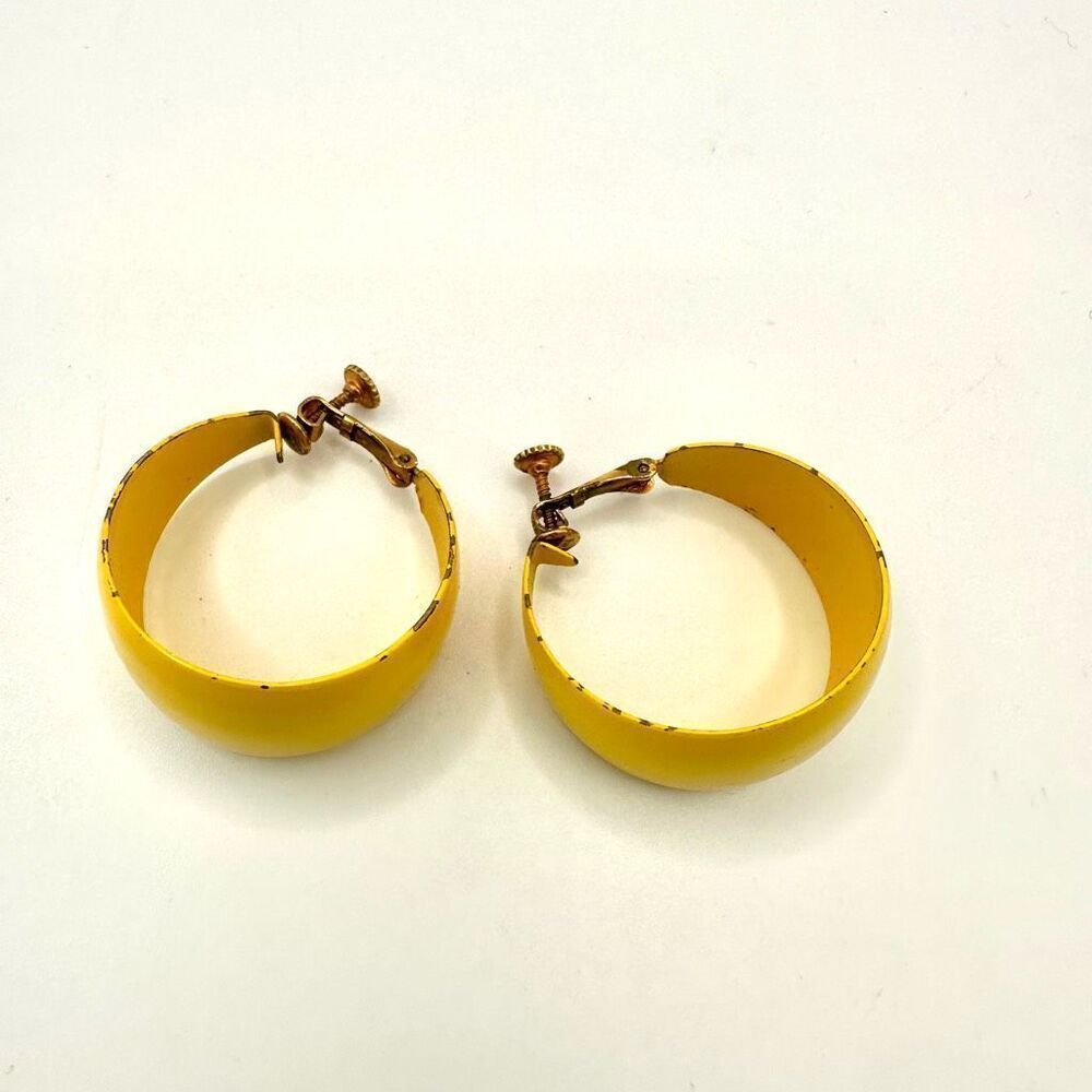 Napier yellow vintage clip on  hoop earrings
